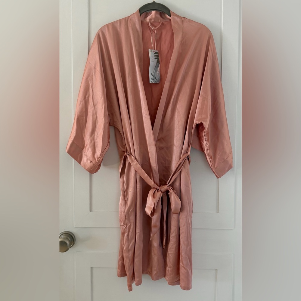 NWT SIORO Silk Feel Elegant Pink/Coral Women's Kimono Robe